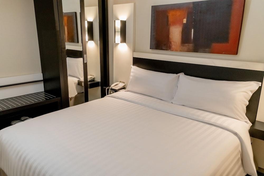 Aston Denpasar Hotel & Convention Exterior foto